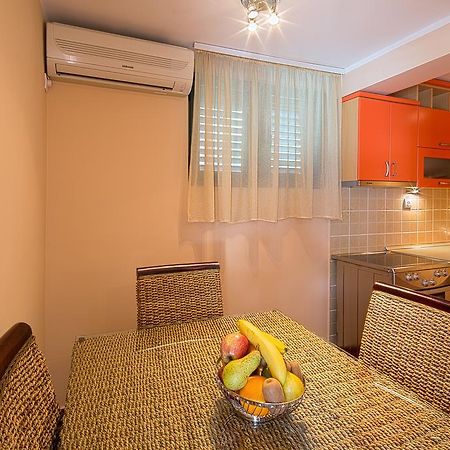 Apartments Mika Будва Экстерьер фото